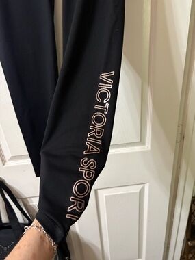 Victoria Sport Black Leggings with Rose Gold Logo Lrg